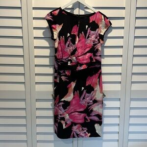 Ann Taylor Pre loved Printed colorful 100% Silk pleated front accent.